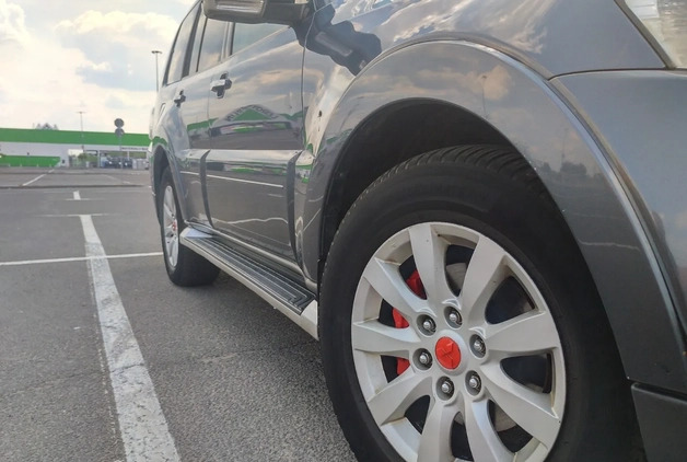 Mitsubishi Pajero cena 93000 przebieg: 275000, rok produkcji 2009 z Luboń małe 254